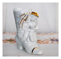 1485/B Girl on Boot Vase