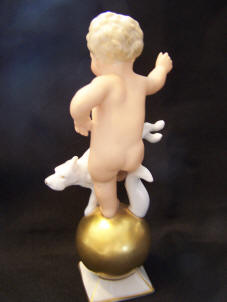 5185-cherubs-gold-ball-dog-trick-back
