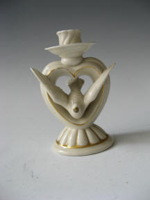 5359 heart shaped candleholder with dove