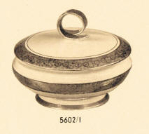5602/1 Covered Dish