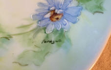 6832-1-tableware-blue-daisies-sherry-chapin-artist-fordyce