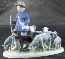 7023 sheepherder with dog and sheep