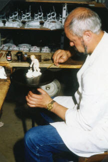 Porcelain painter
