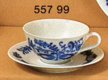 557-99 Blue Onion Cup & Saucer
