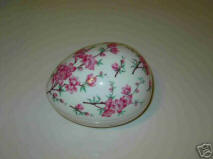 Gerold Porzellan Pink Dogwood Egg