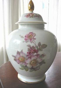 Gerold Porzellan Floral Ginger Jar Vase
