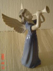 Gerold Porzellan Trumpet Angel