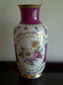 Gerold Porzellan Elegant Floral Vase