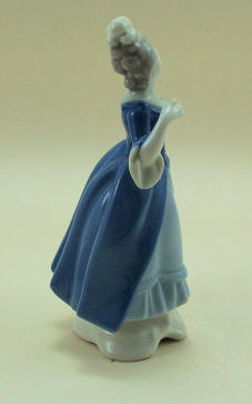 5853-victorians-miniature-vicotiran-lady-side2
