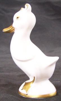 6267 Duckling back view
