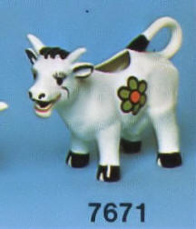 7671 - Cow Creamer